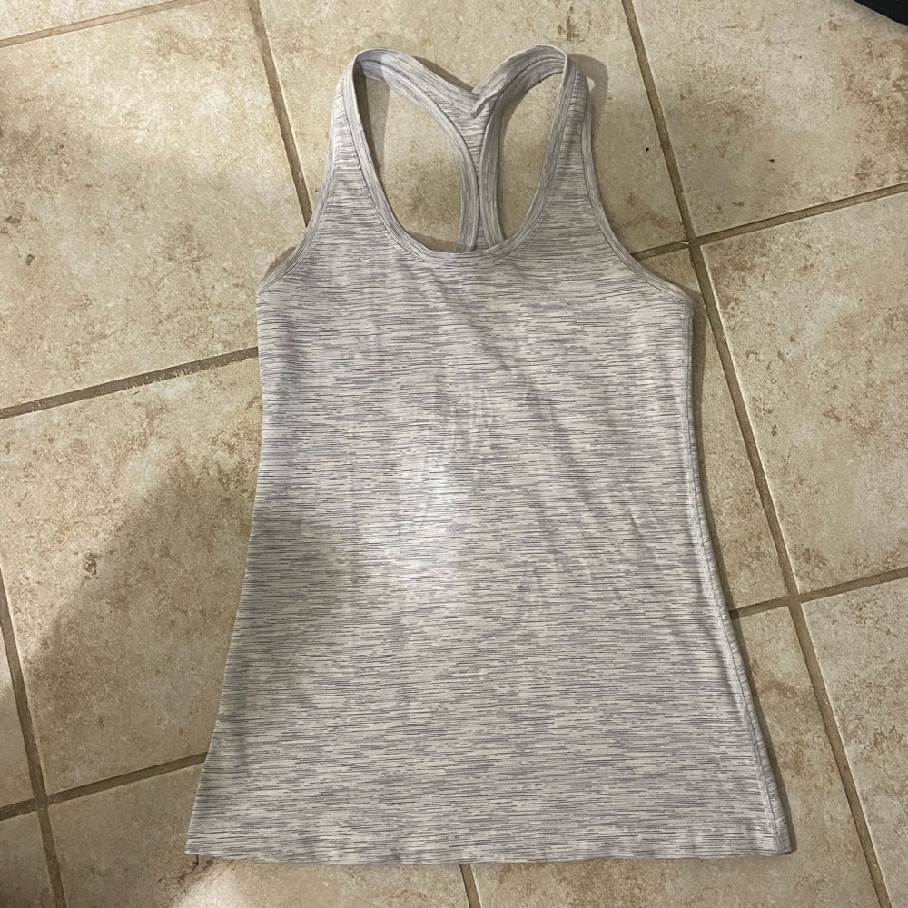 Lululemon tank